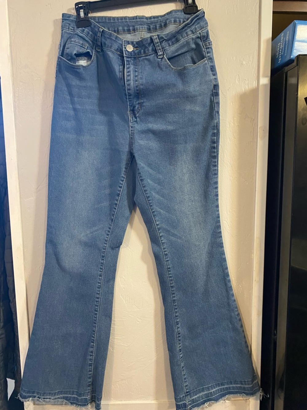 SHEIN Medium Blue Flare Jeans